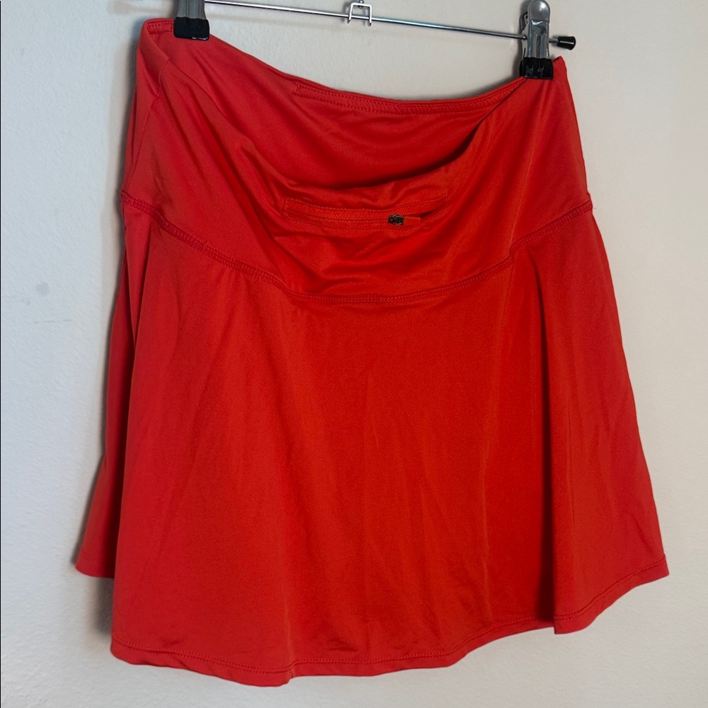Red Women's Skort size medium - Picture 2 of 3